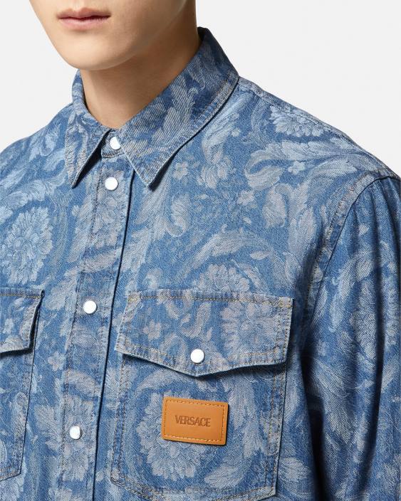 plan supracămașă din denim jacquard barocco Versace bărbați îmbrăcăminte 40L61299